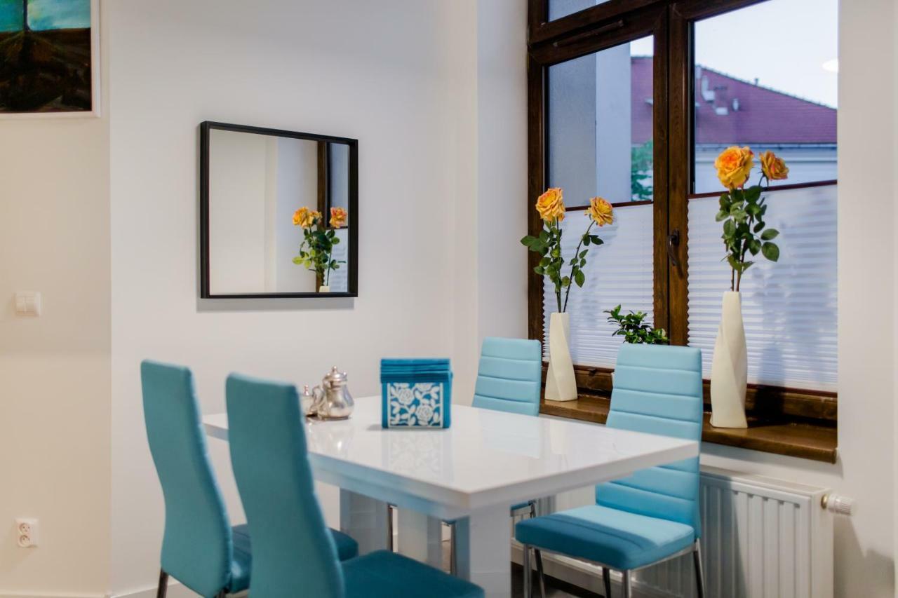 Kings Landing Apartament Krakau Exterior foto